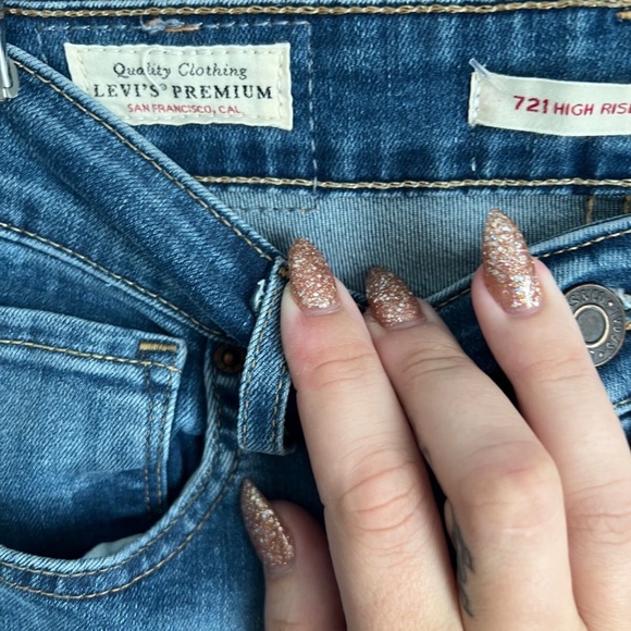 NWOT Levi’s 721 High Rise Super Skinny - Picture 4 of 5